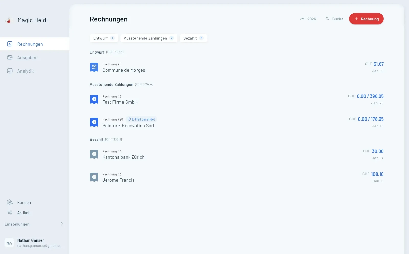 Capture d'écran de Magic Heidi – Liste des factures par brouillon, paiements en attente et payées, montants en CHF